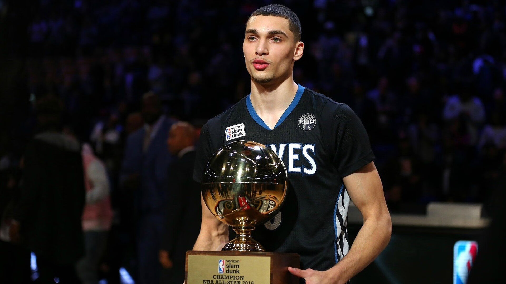 悬念重重！那些欧冠最扣人心弦的比赛时刻，欧冠史上最经典的比赛